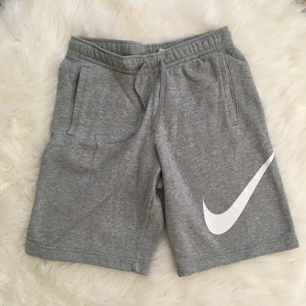Nike sweat shorts - mens